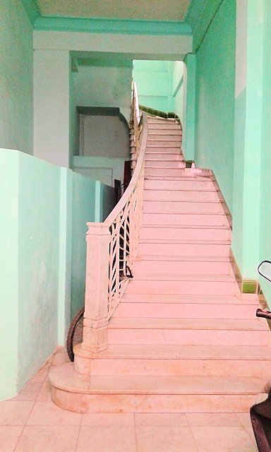 Escaleras hacia las habitaciones
